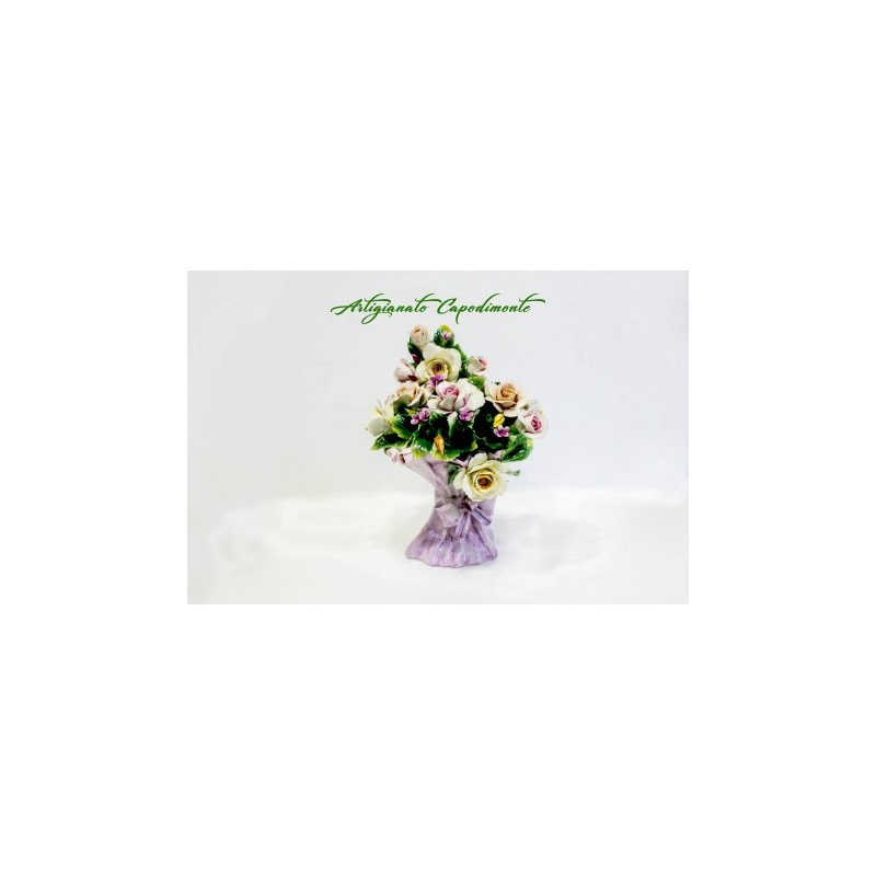 BOUCHET IN PORCELLANA DI CAPODIMONTE
