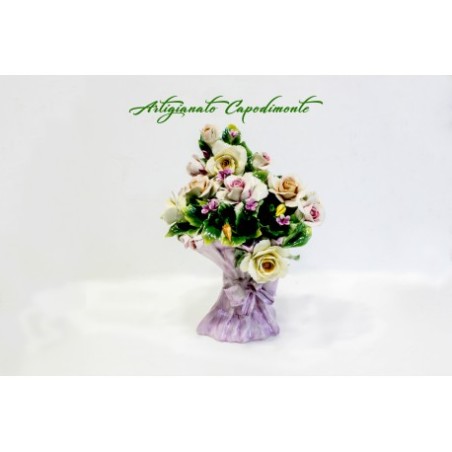 BOUCHET IN PORCELLANA DI CAPODIMONTE