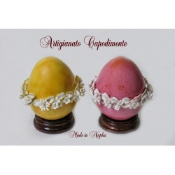 UOVA DI PASQUA IN PORCELLANA DI CAPODIMONTE