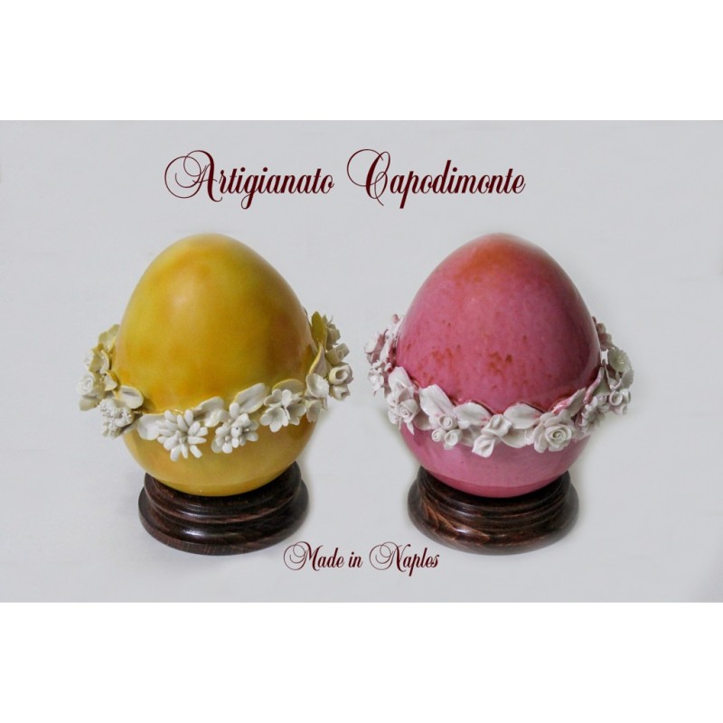 UOVA DI PASQUA IN PORCELLANA DI CAPODIMONTE